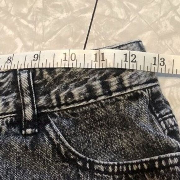 shein distressed black shortie shorts high waist ripped sz m 6 cotton poly - Picture 3 of 6